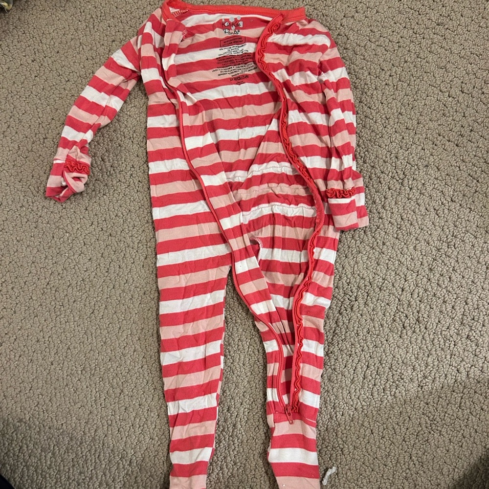 Kickee Pants zip up footies